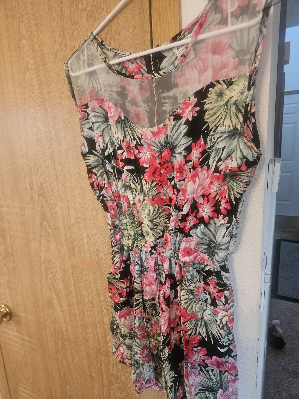 Soho Girls Black Floral Tropical Mesh Yoke Dress. NWOT